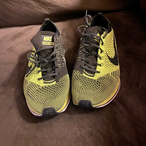 Nike original fly knit racers men size 6 - Picture 2 of 3